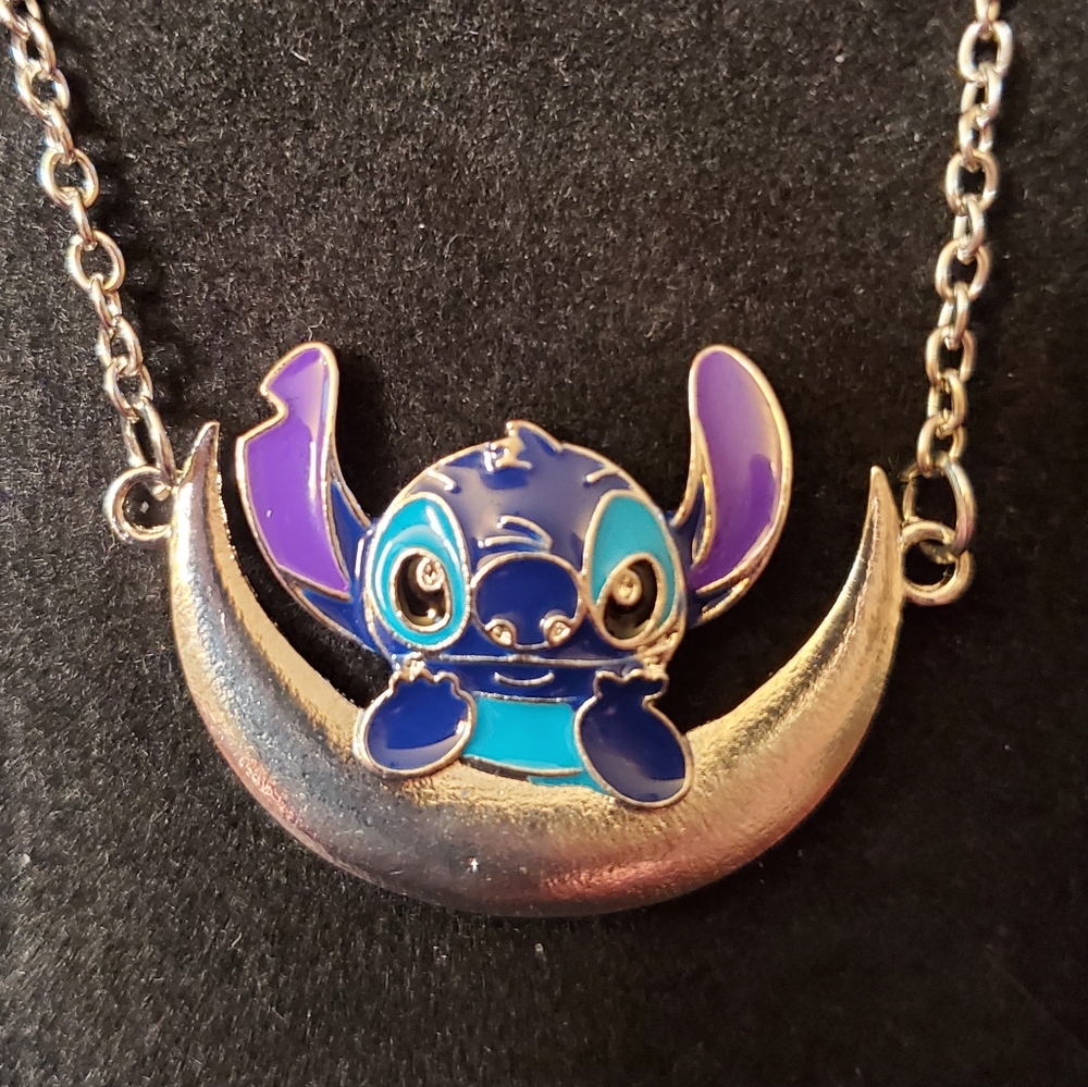 Silver Lilo & Stitch Moon Pendant Necklace & Earrings Set